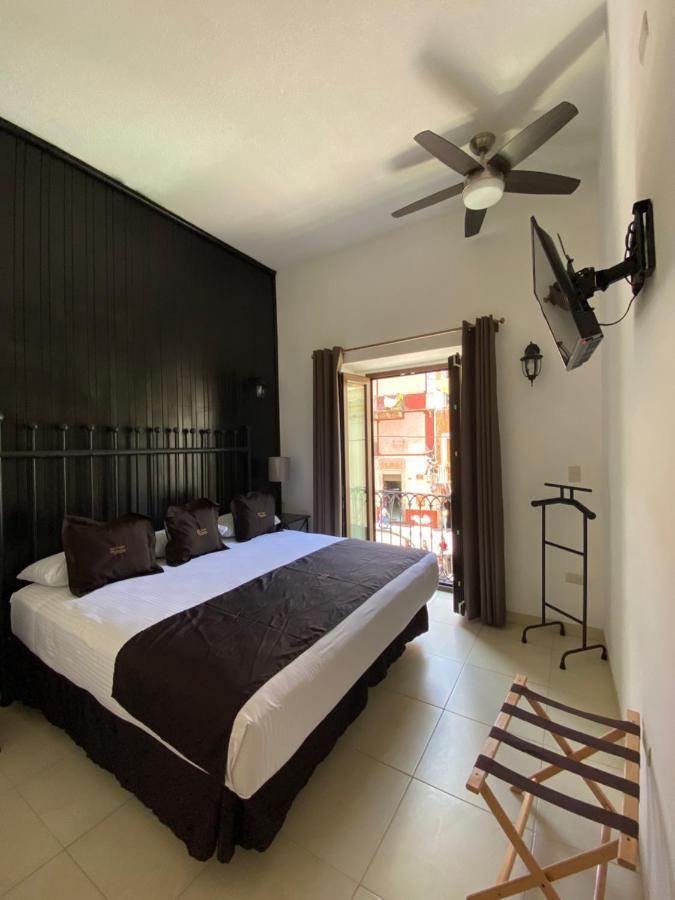Plata Condesa Hotel